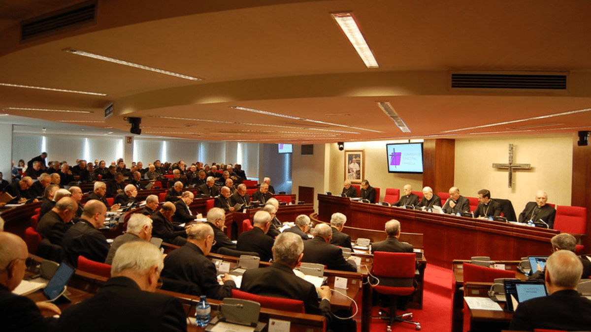 Carta abierta a los obispos sobre ‘La Sacristía de la Vendée’
