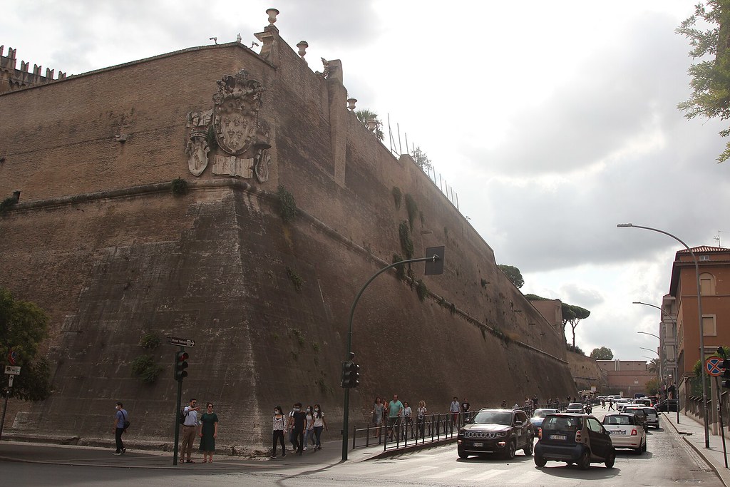 Así es la ley de inmigración de la Ciudad del Vaticano, una de las más estrictas de Europa