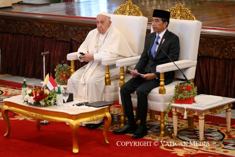 Primer día en Indonesia: esto fue lo qué hizo el Papa