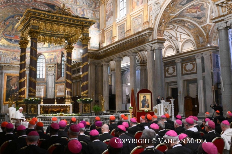 Esta es la oración que el Papa dijo a María para pedir por la paz en Tierra Santa y el mundo