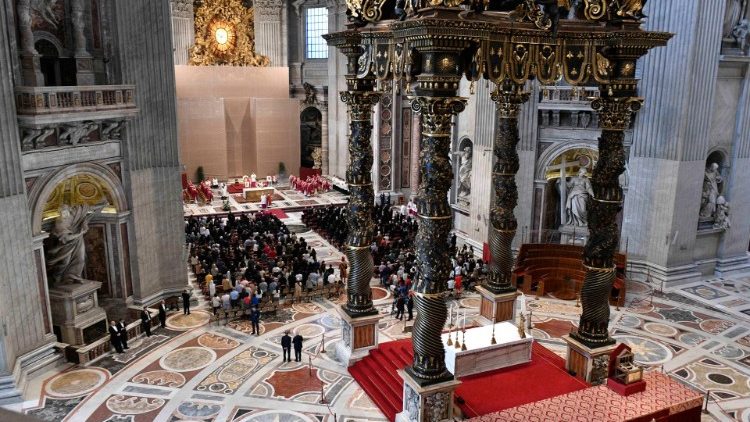 La bonita homilía del Papa para meditar (sin miedo) en la muerte y en los muertos con la figura del buen ladrón