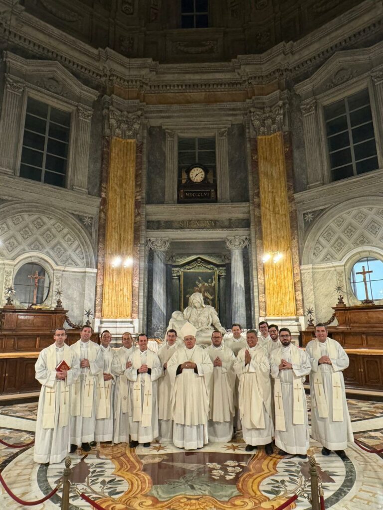 Papa Francisco a seminaristas españoles: las 3 señales que marcan el itinerario
