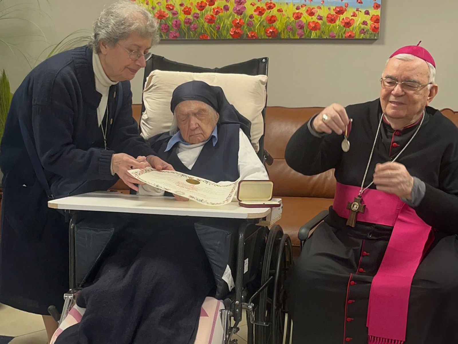 Así fue el cumpleaños número 100 de una monja católica árabe en Tierra Santa