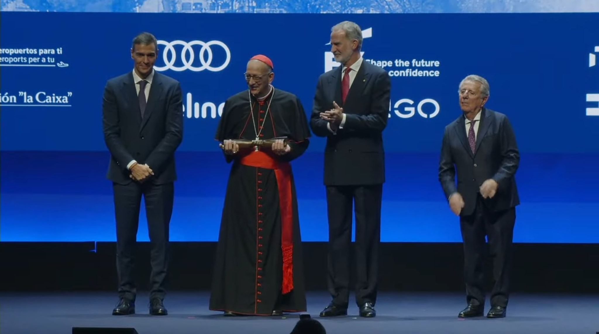 Cardenal Omella recibe el premio Vanguardia ‘Impulso Ciudades’ 2025
