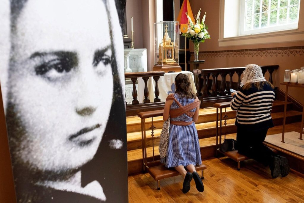 Reliquias de santa Bernadette, vidente de la Virgen de Lourdes, recorrerán Estados Unidos en una peregrinación sin precedentes