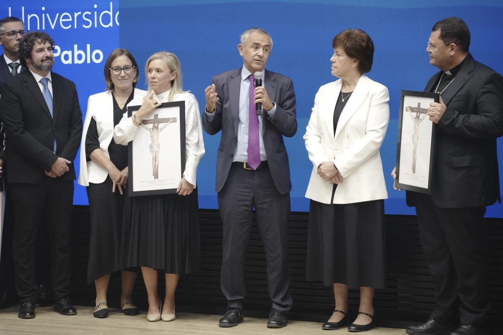 Diario líder de información religiosa en España entrega por noveno año sus premios anuales: René ZZ, Puy du Fou, Llamados y «(Tú) El único Rey», entre los premiados